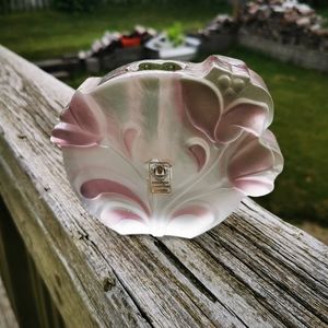 Walther Kristallglas Frosted Glass Solifleur Bud Vase with Pink Flowers